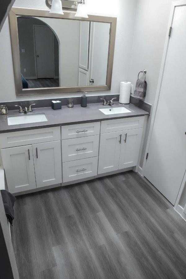 2 Bedroom Minutes From Vegas Strip And Airport * Las Vegas