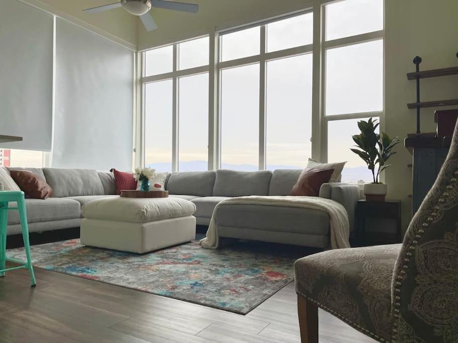 A Perfect Getaway In The Heart Of The Action Apartment Las Vegas
