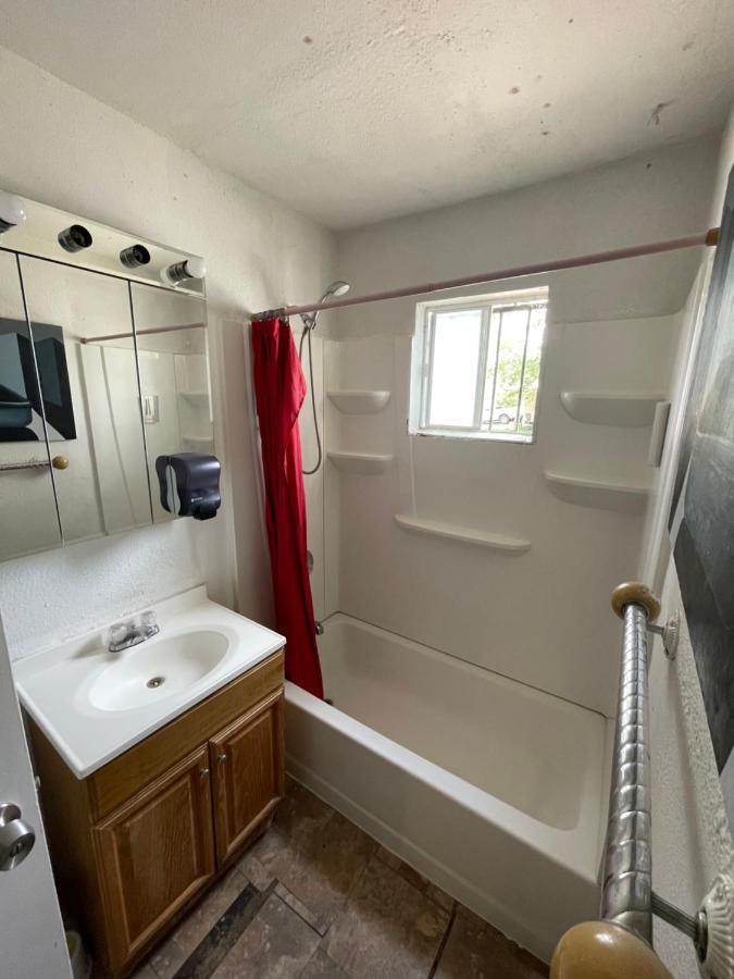 Homestay The Yellow Penthouse Llc