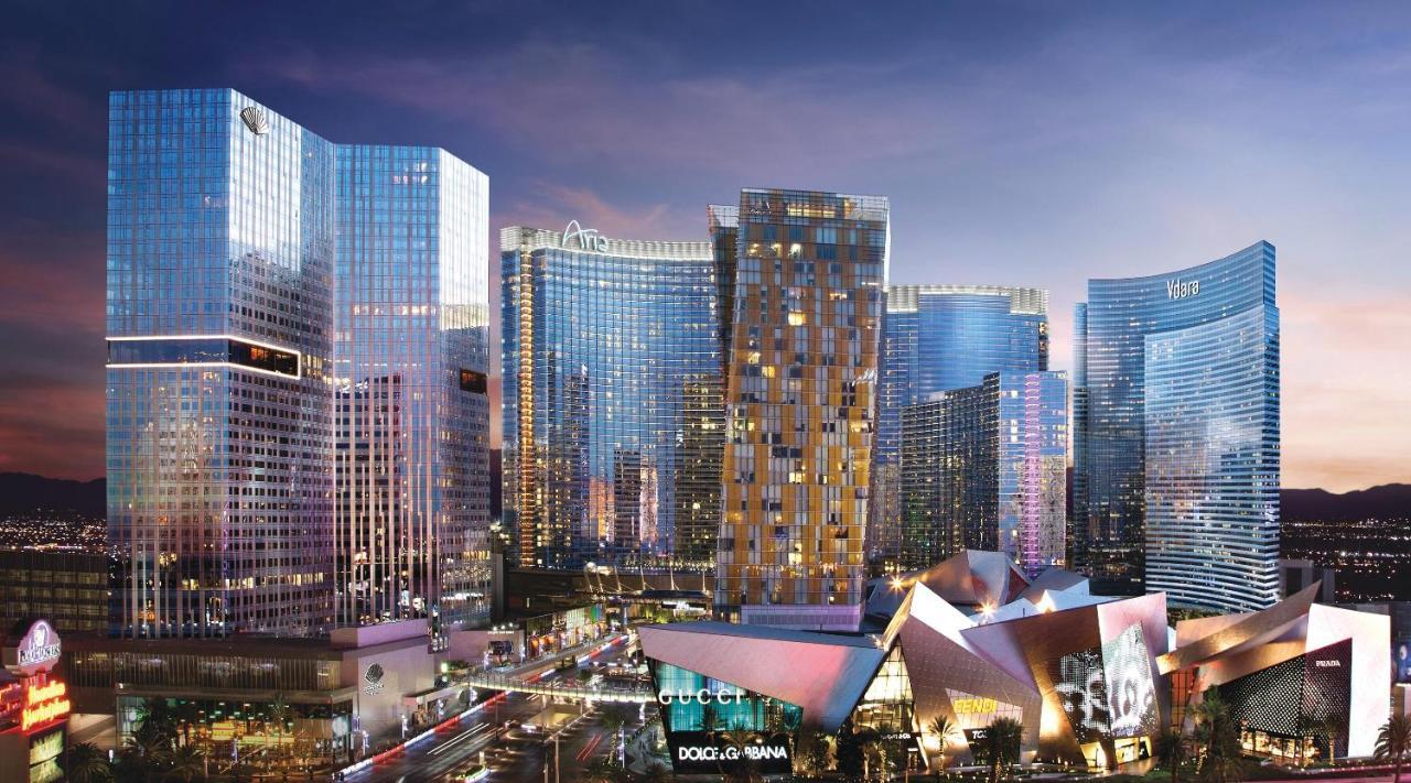 Vdara 011 Pool View Free Valet Parking