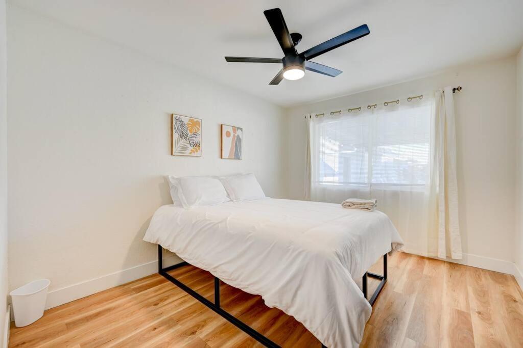 Orange Blossom 8 Bds+casita+pool * Las Vegas