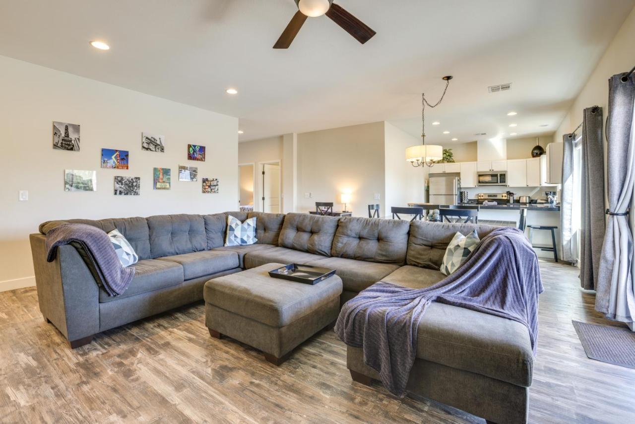Casa vacanze Updated Vegas House Patio And Solar Heated Pool