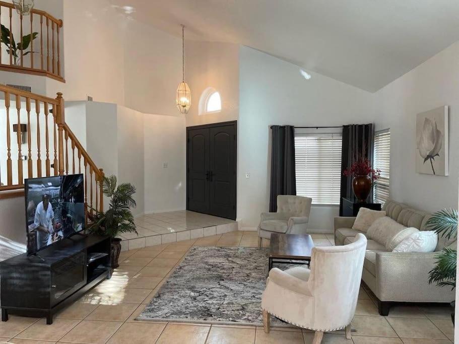Work, Life, Luxury! Luxe Vegas W Firepit+pool Apartment