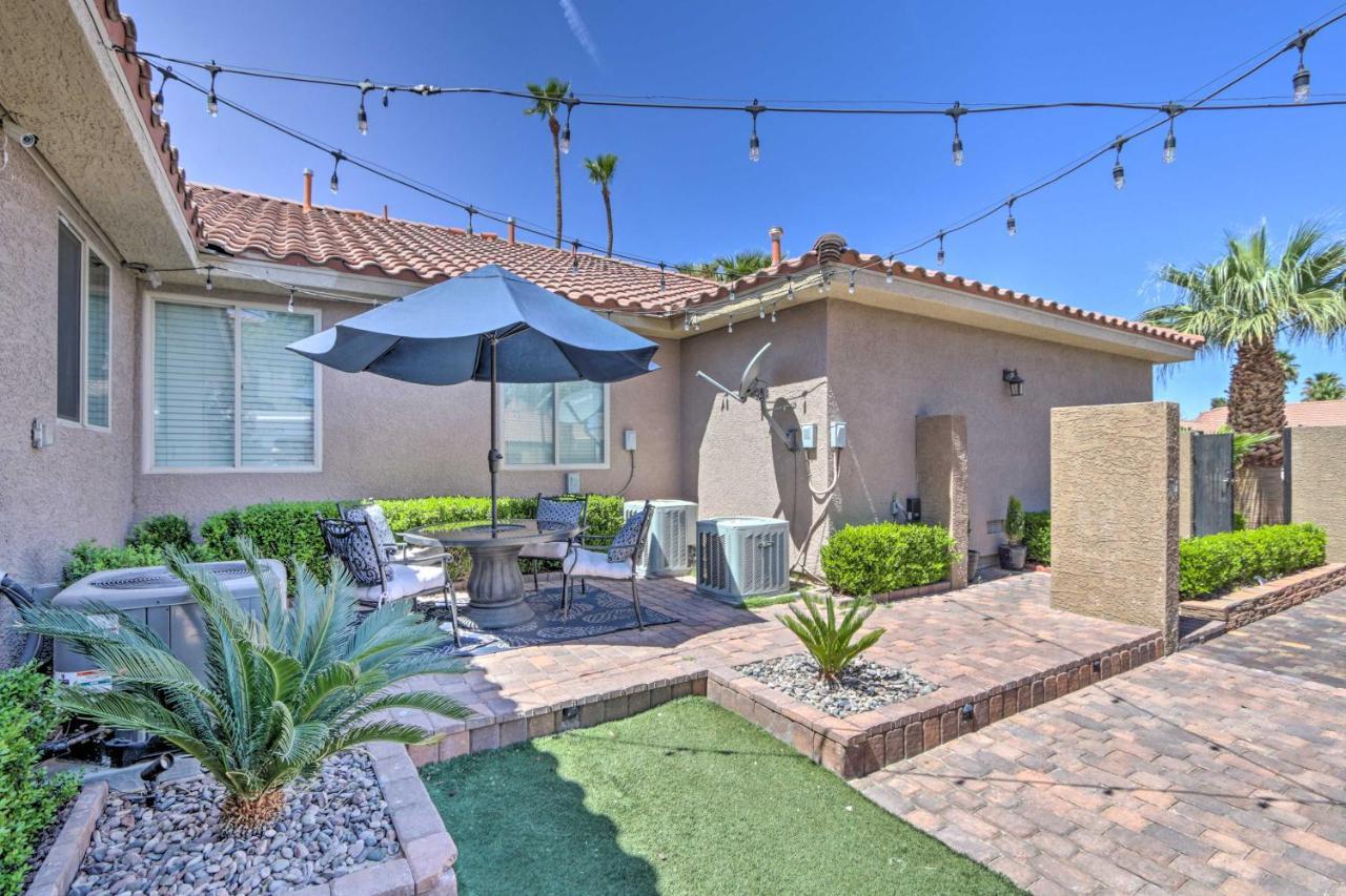 Modern Vegas With Patio 10 Mi To The Strip Holiday home Las Vegas