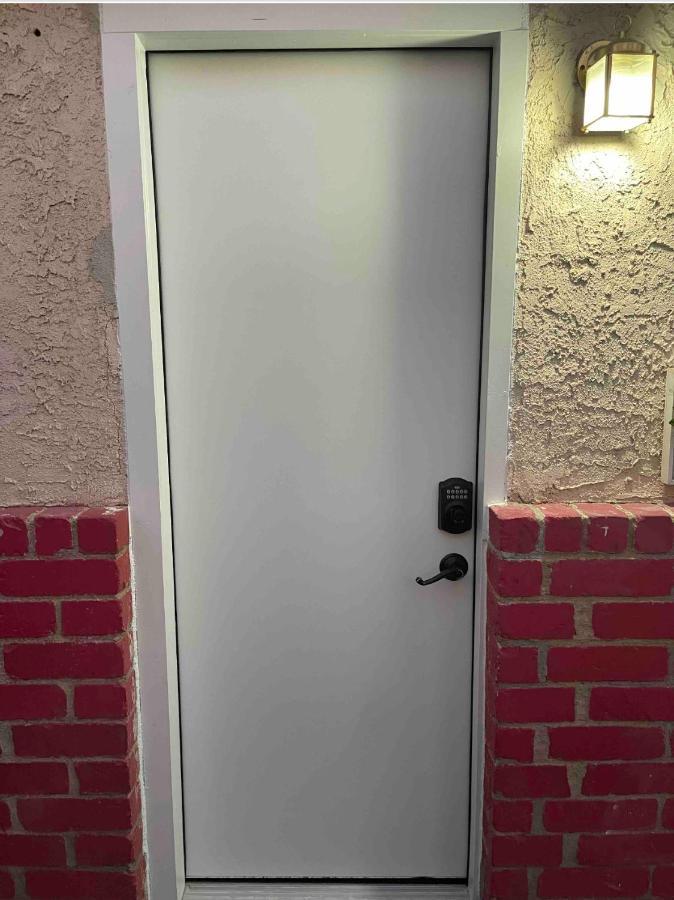 Cozy Studio…with Private Entrance Appartamento Las Vegas