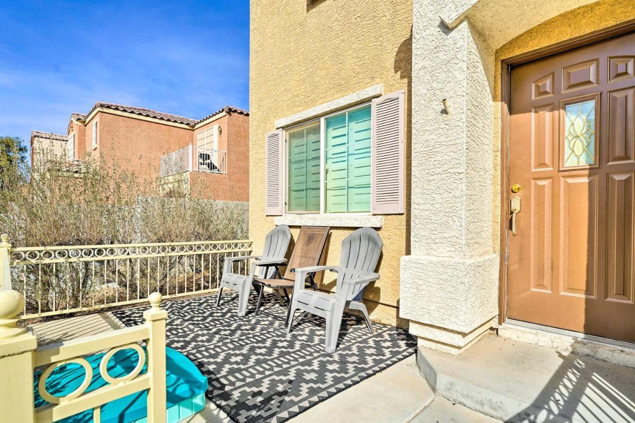 Stylish House With Patio, 8 Mi To Vegas Strip! Holiday home