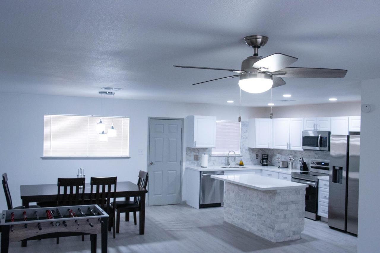 House In Vegas Villa
