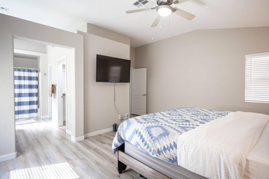 Gorgeous Vegas With Rv Parking Holiday home Las Vegas