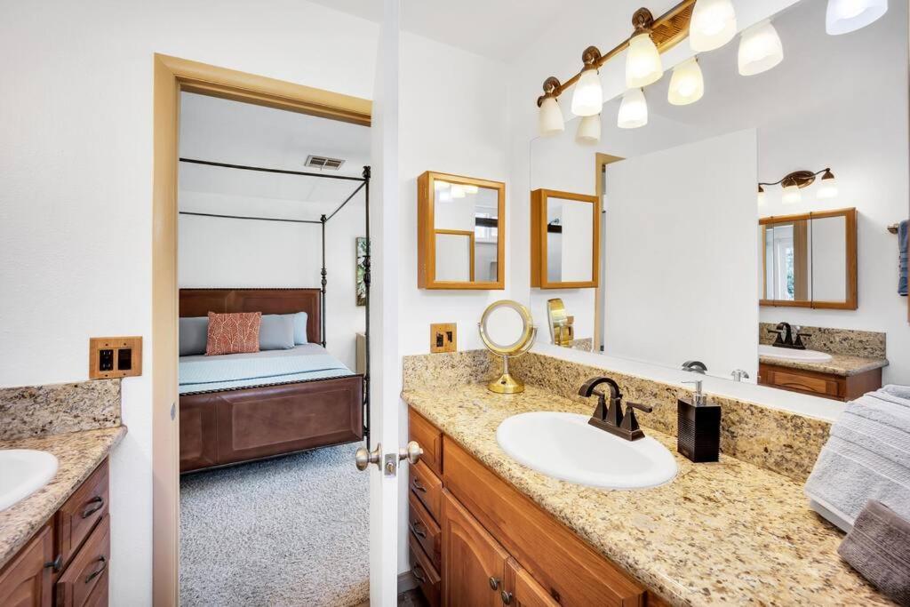 Centrally Located Spacious Vacation Hom 13 M Strip Casa vacanze