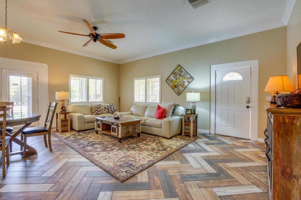 Holiday home Idyllic Vegas Oasis With Outdoor Pool! *
