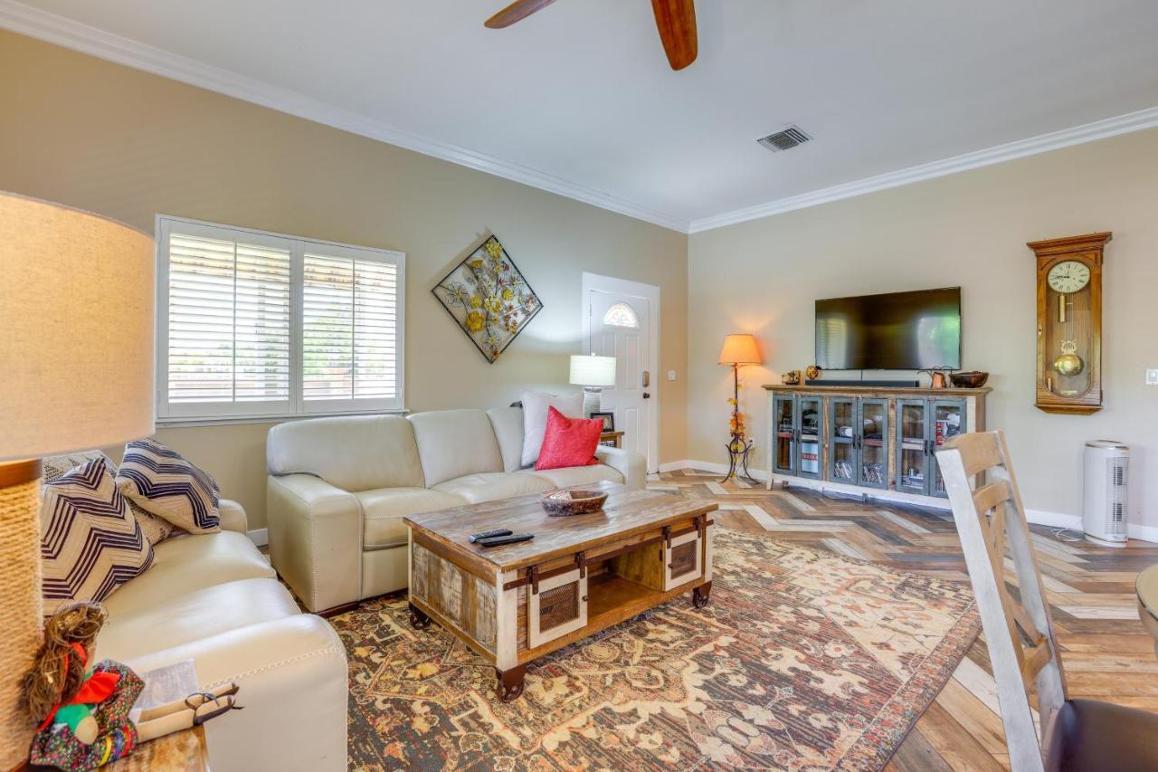 Holiday home Idyllic Vegas Oasis With Outdoor Pool! Las Vegas
