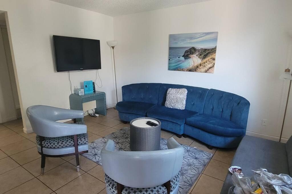 Dream King Bed-2bd-12 Min To Strip Las Vegas