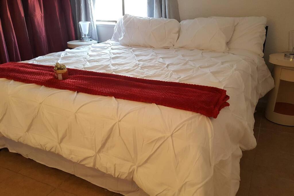 Dream King Bed-2bd-12 Min To Strip *