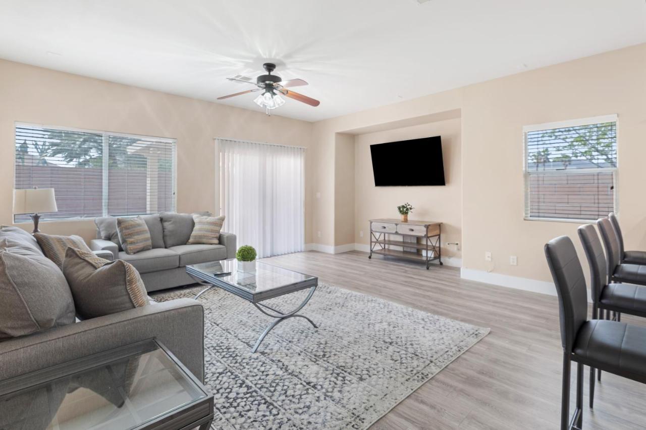 Beautiful Spacious Single Story Vegas Las Vegas