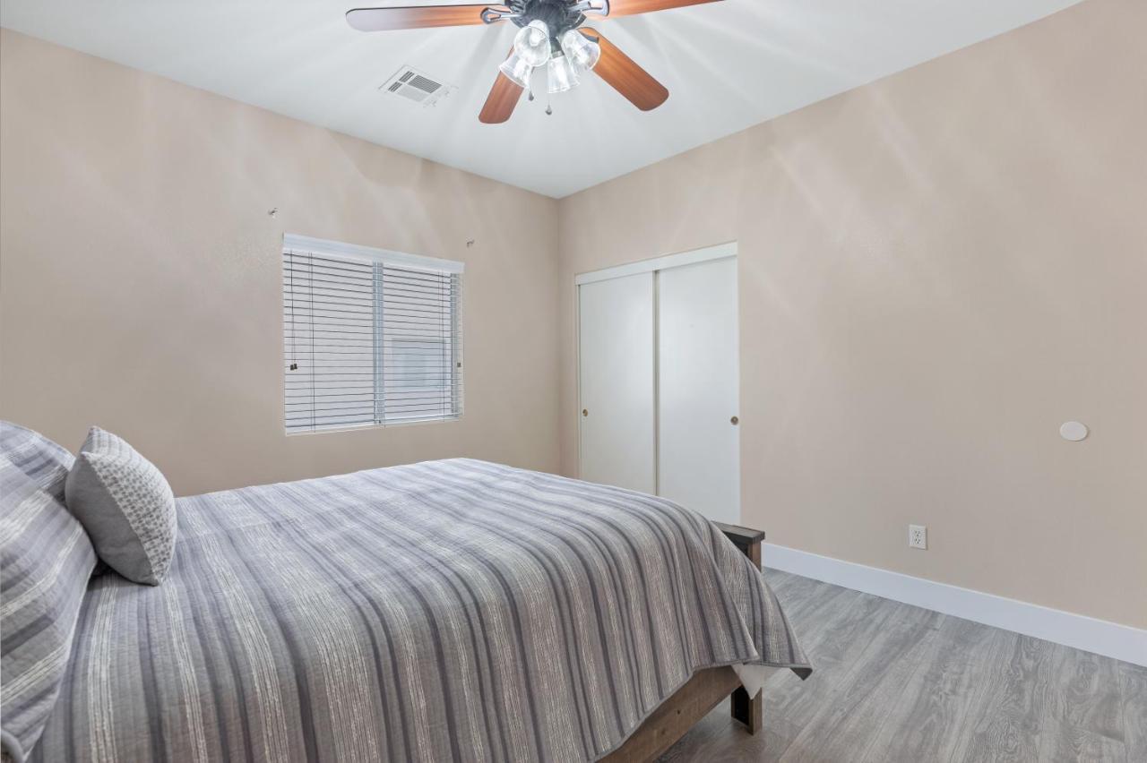 Beautiful Spacious Single Story Vegas *