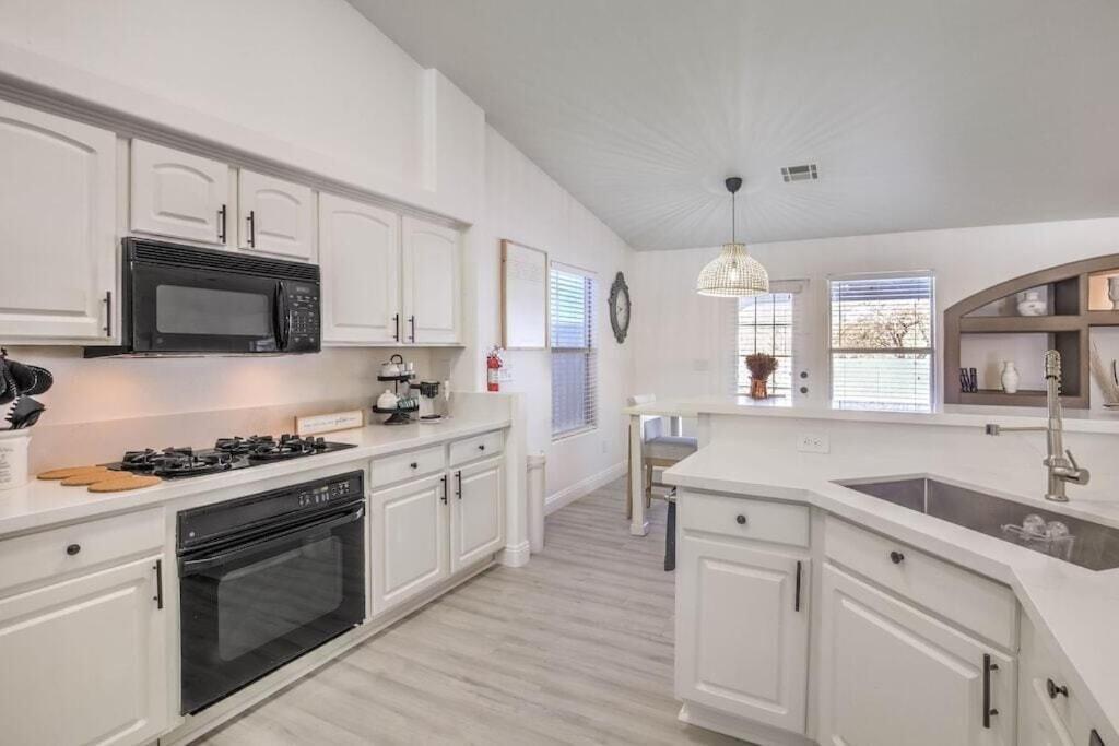 Holiday home Cozy Desert Retreat - Pool, Spa, Views Henderson