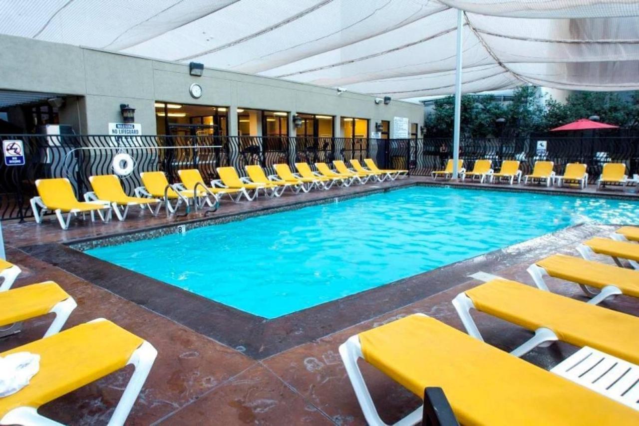 On The Strip - Classic Comfort - 2 Bedroom