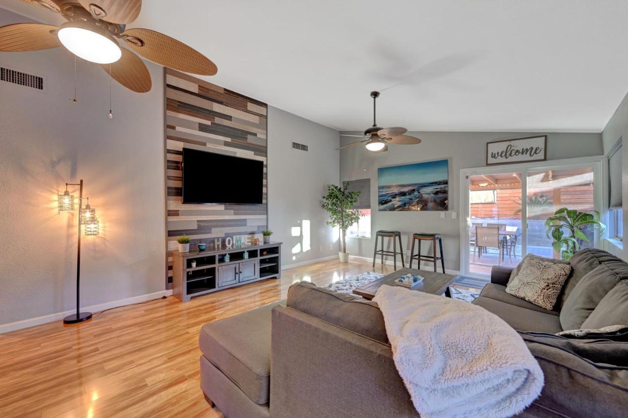 Holiday home Desert Oasis Villa: Heated Pool Minutes From Vegas Strip