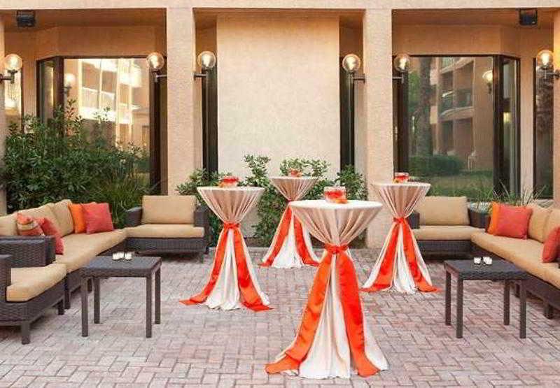 Courtyard By Marriott Vegas Convention Center Hotel 3*