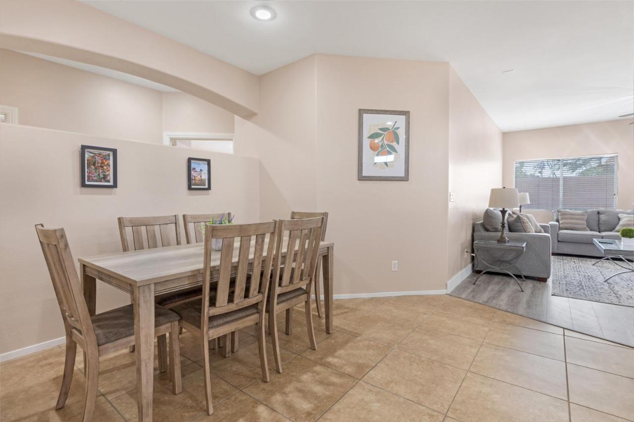 Ferienhaus Beautiful Spacious Single Story Vegas