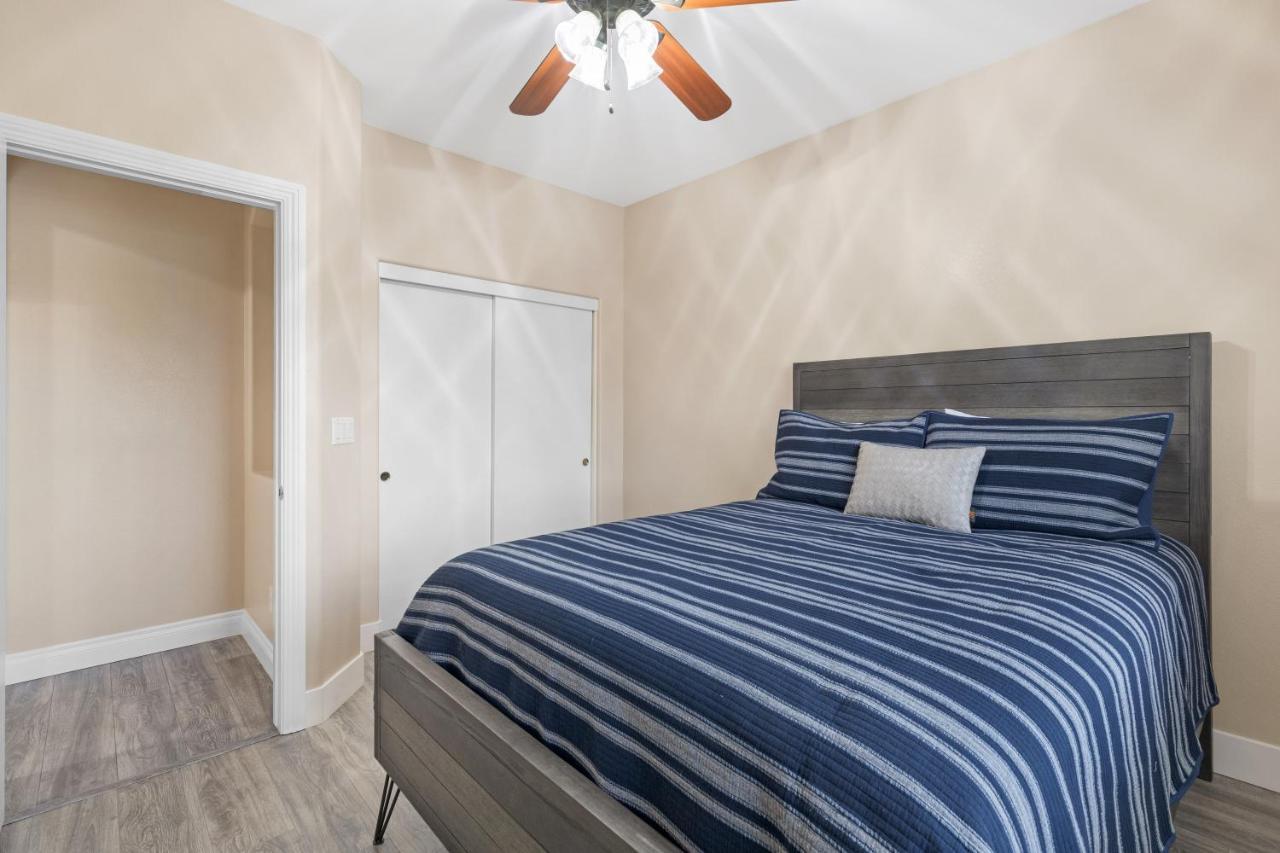 Ferienhaus Beautiful Spacious Single Story Vegas
