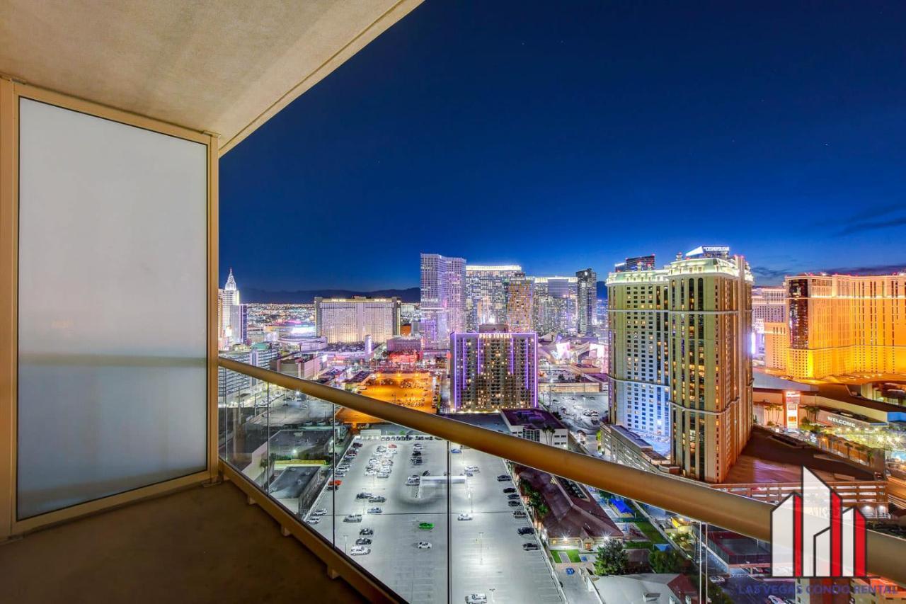 Mgm Signature-29-607 F1 Track & Strip View Balcony Ferienhaus *