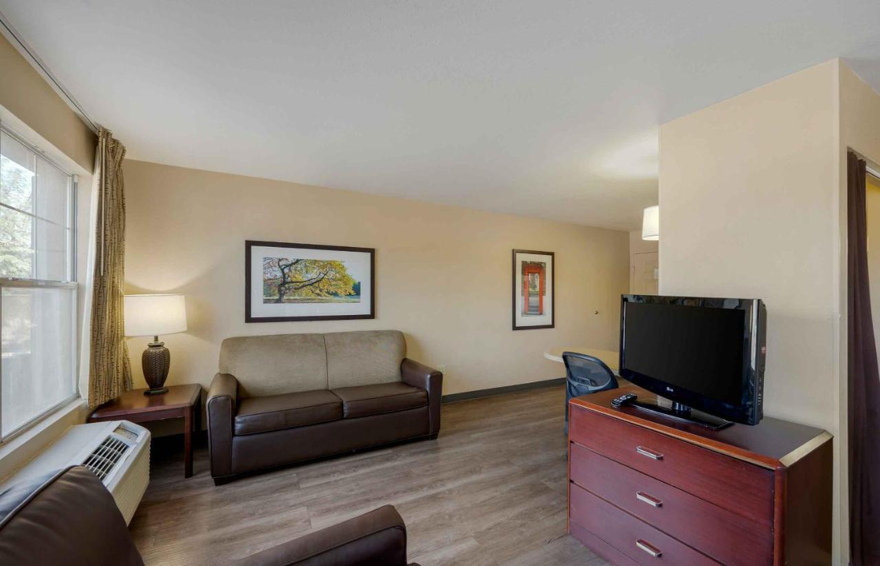 Mainstay Flamingo Hotel