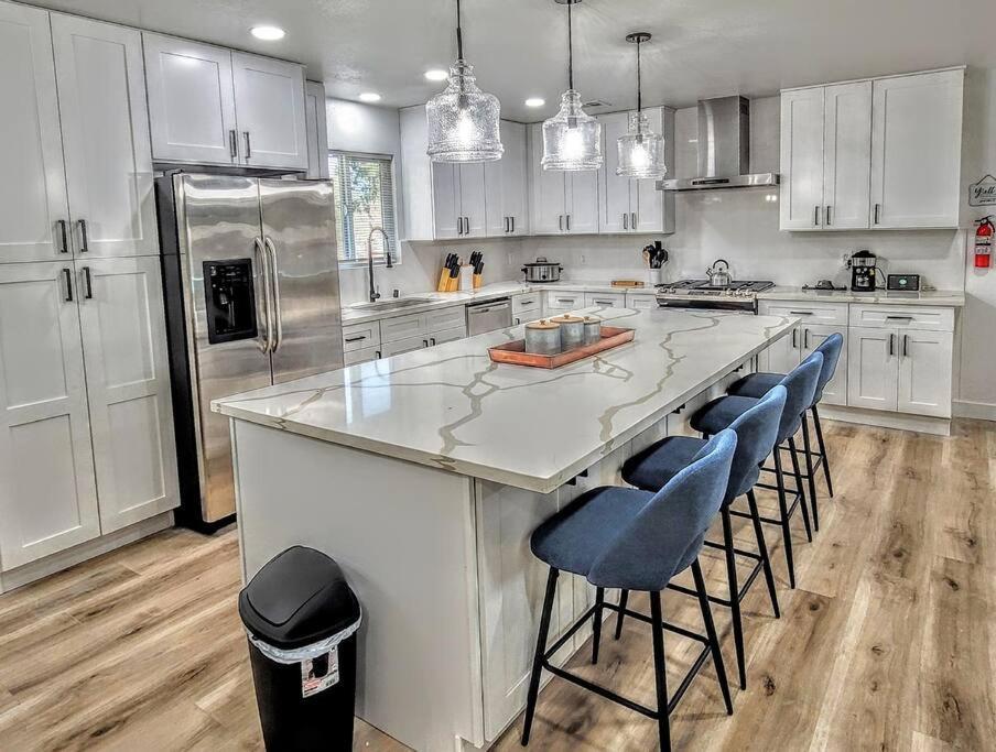 #72diamond Ranch W/pool&spa: Mins To Lv Strip/unlv Holiday home *