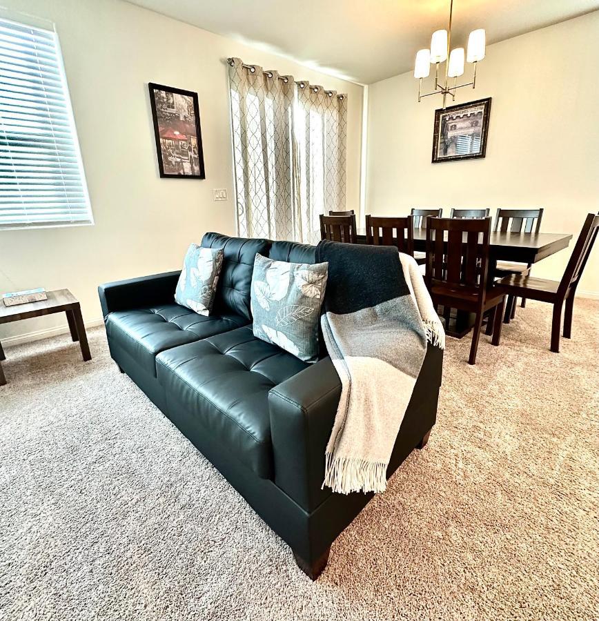 Ferienhaus Spacious House, 5 Bedrooms, Sleeps 12, Near Vegas Strip And Airport Las Vegas