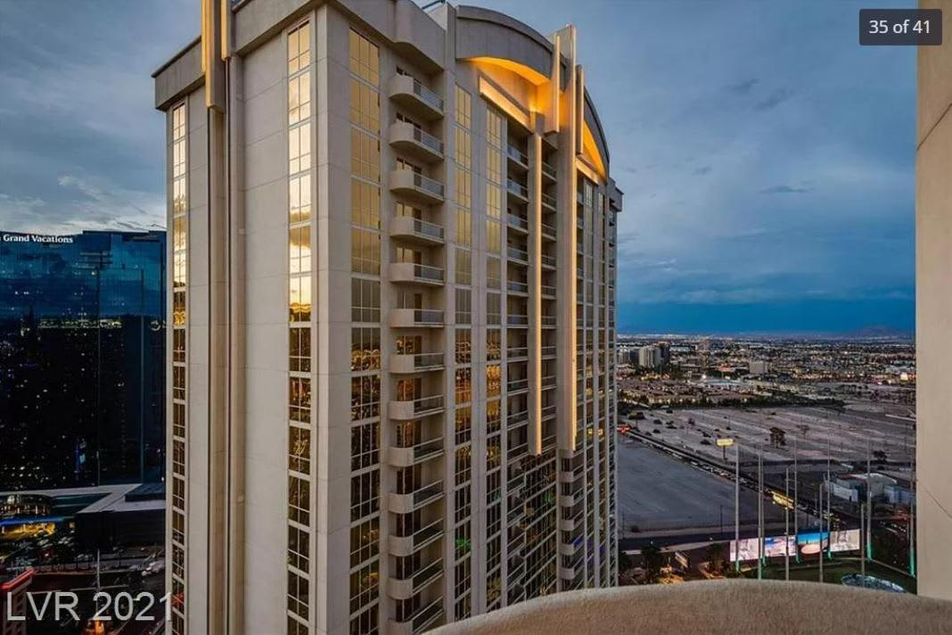 Hébergement de vacances Mgm Signature-32-621 1br2ba F1 Strip View Balcony