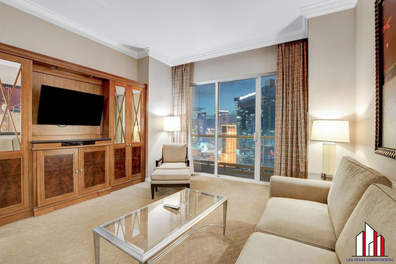 Signature 2br3ba F1 View Balcony Ste 34-819 And 21 Holiday home Las Vegas