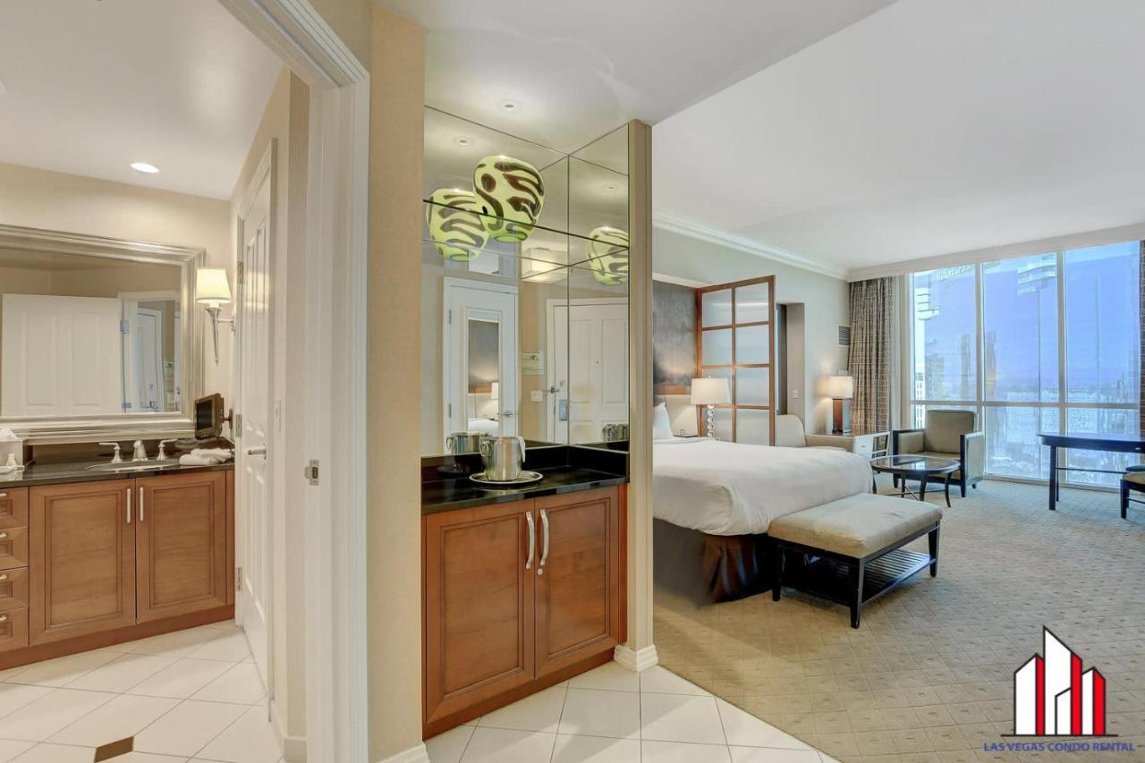 Signature 2br3ba F1 View Balcony Ste 34-819 And 21 Holiday home Las Vegas