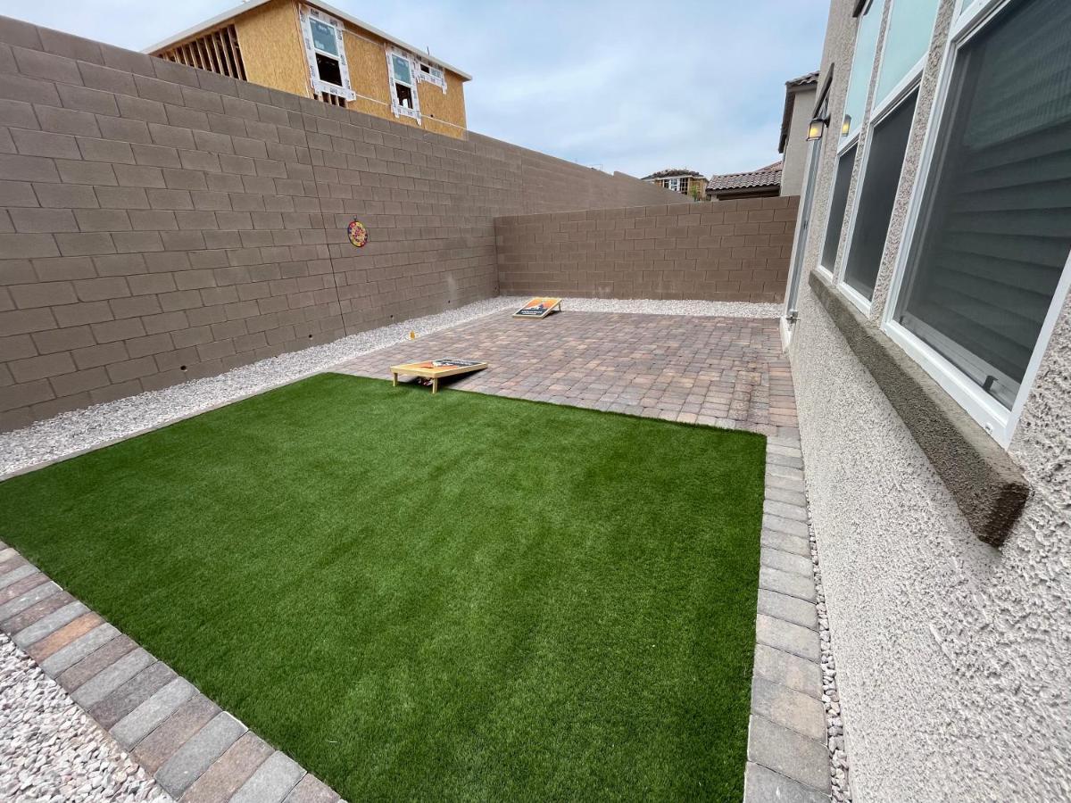 Spacious House, 5 Bedrooms, Sleeps 12, Near Vegas Strip And Airport Ferienhaus