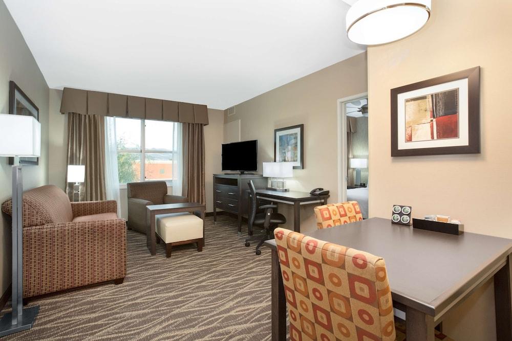 Hotel Homewood By Hilton South 5*