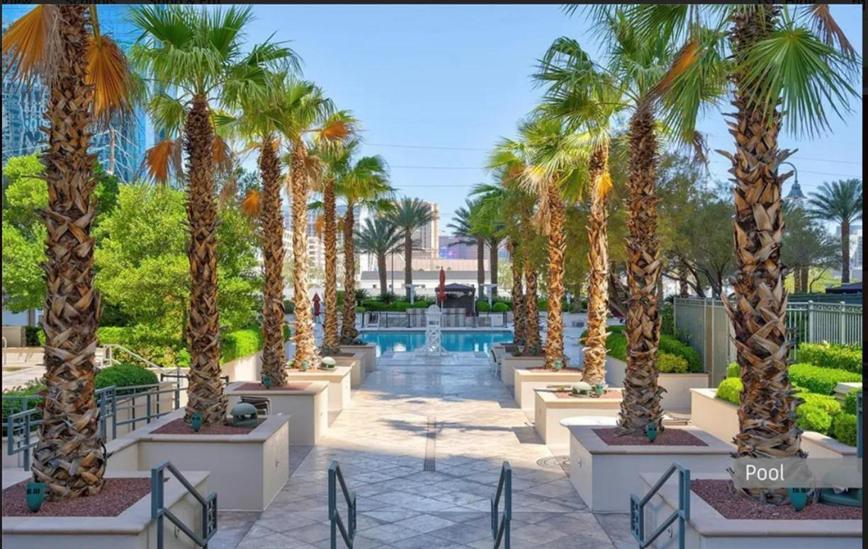 Signature Mgm With Strip And Sphere View Aparthotel