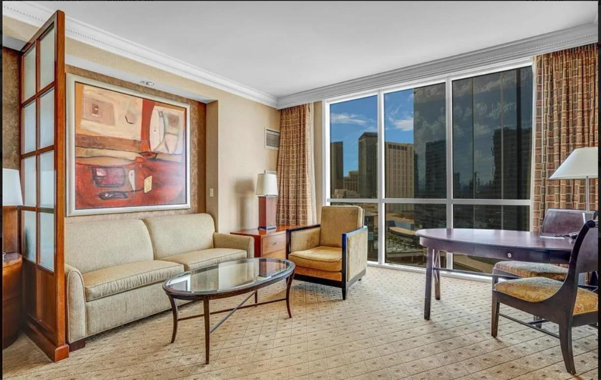 Signature Mgm With Strip And Sphere View *