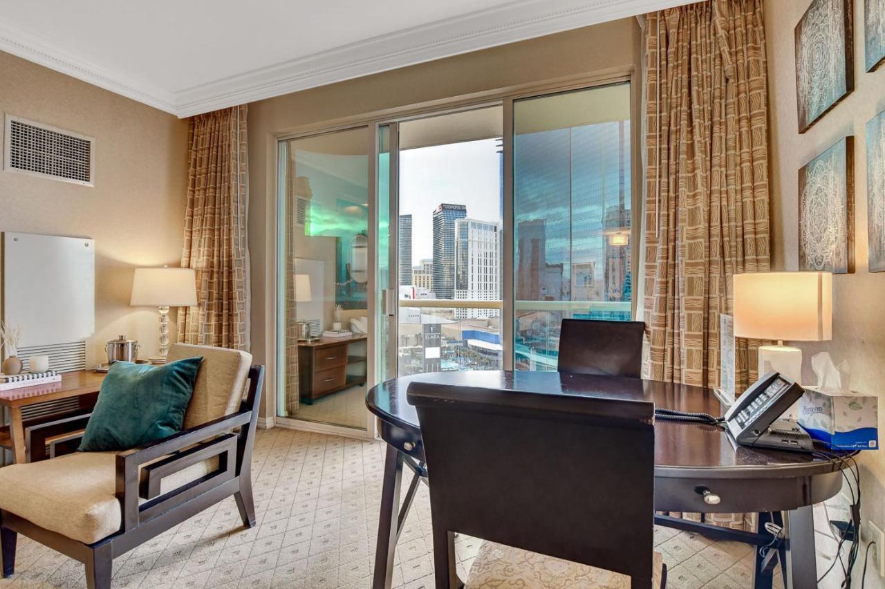 Msg Sphere View At Mgm Signature Deluxe Apartahotel