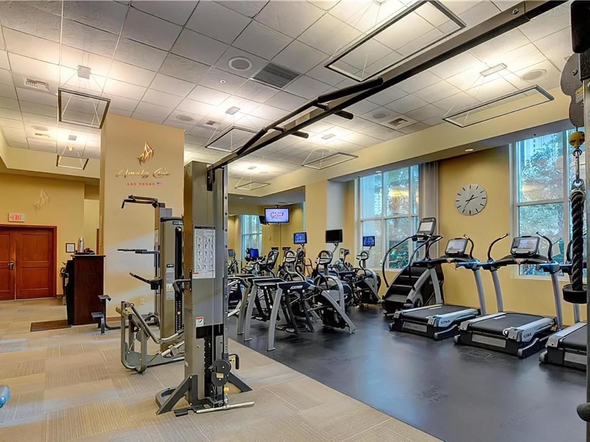 Aparthotel Amalz Two Bedroom Three Bathroom Balcony At Mgm Signature ! *