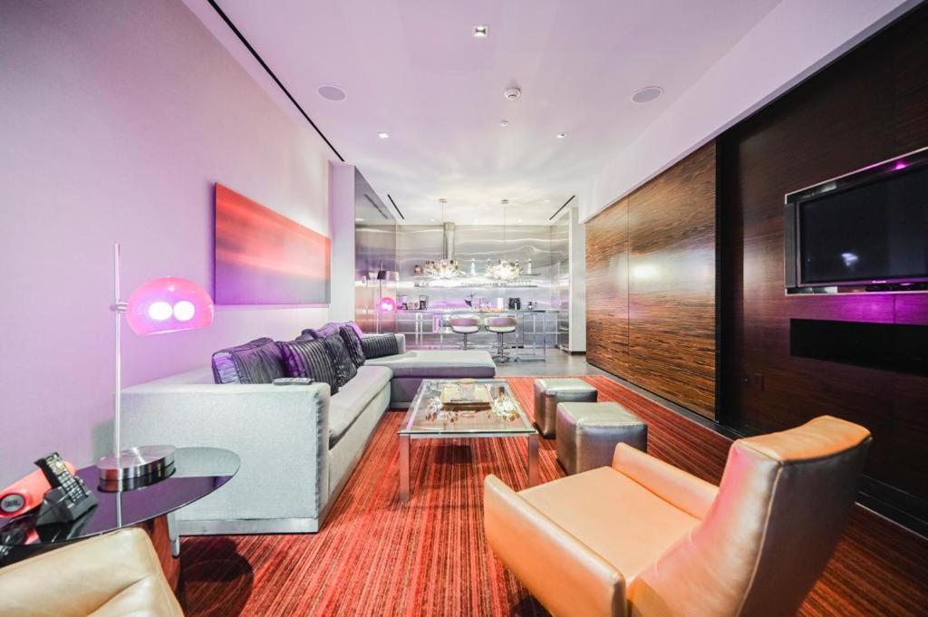 Intimo Palms Place Penthouse Aparthotel *