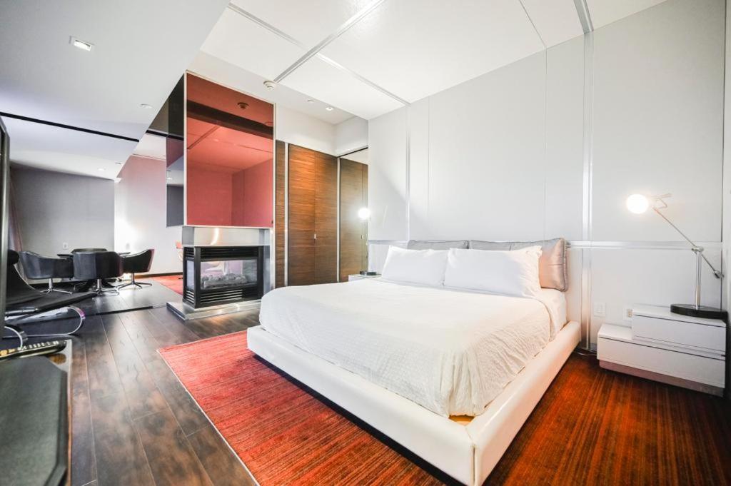 Intimo Palms Place Penthouse Las Vegas