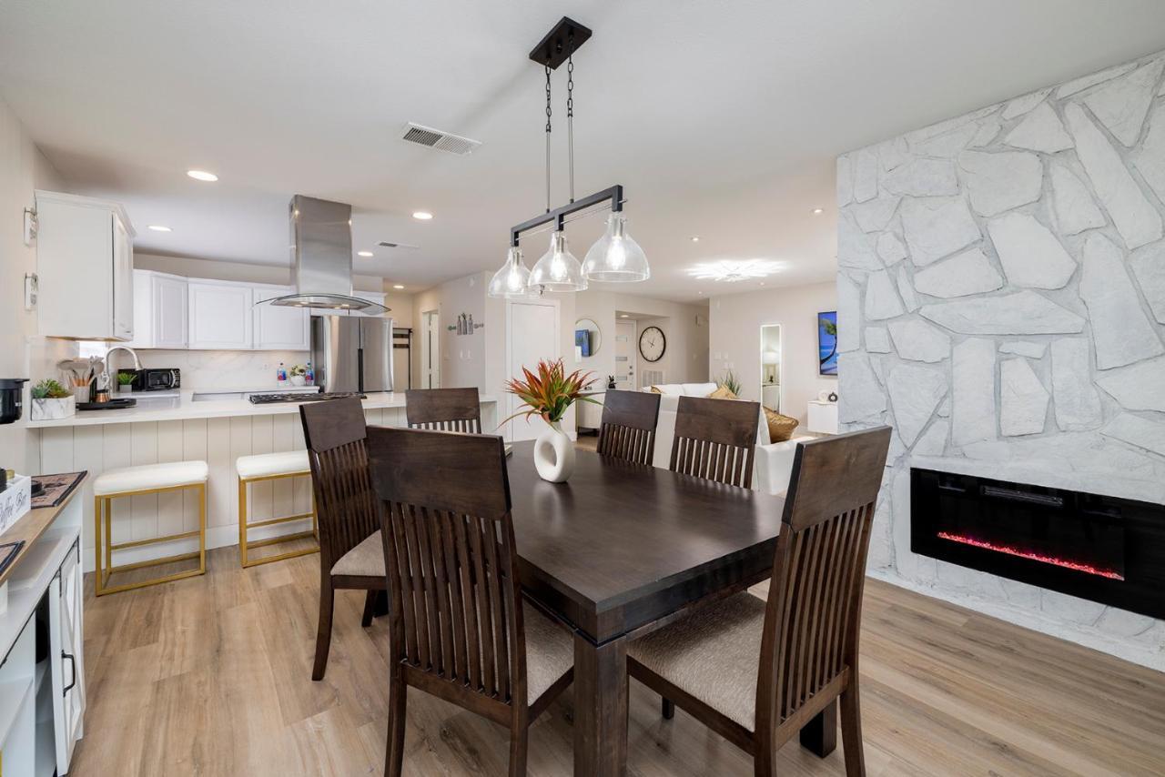 Single Story Minutes From Summerlin With Rv Parking & Dog Friendly Holiday home Las Vegas