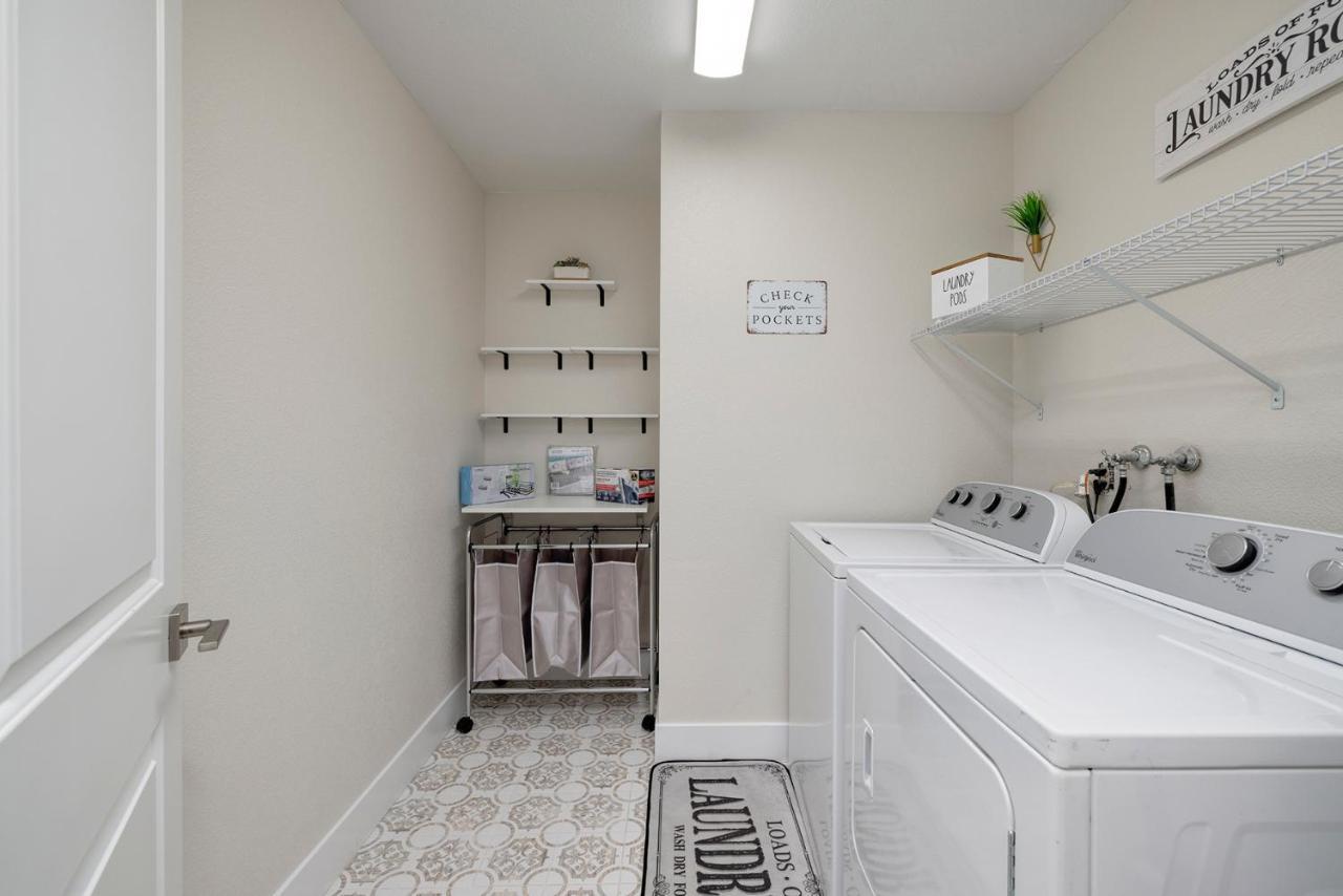 Casa de férias Single Story Minutes From Summerlin With Rv Parking & Dog Friendly Las Vegas