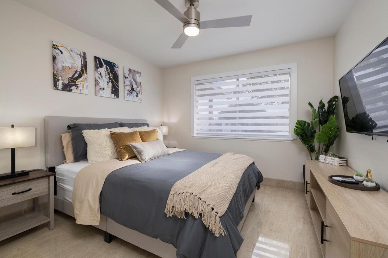 Single Story Minutes From Summerlin With Rv Parking & Dog Friendly Casa de férias *