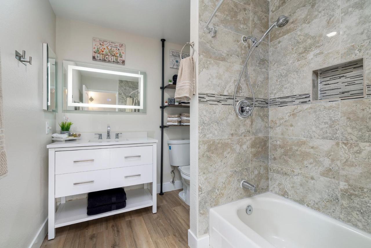 Single Story Minutes From Summerlin With Rv Parking & Dog Friendly Las Vegas