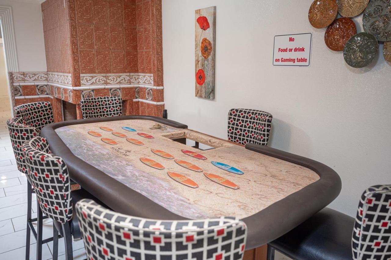 #15 Whole House 4 Bed 2 Bath Sleeps 14 Apartment Las Vegas