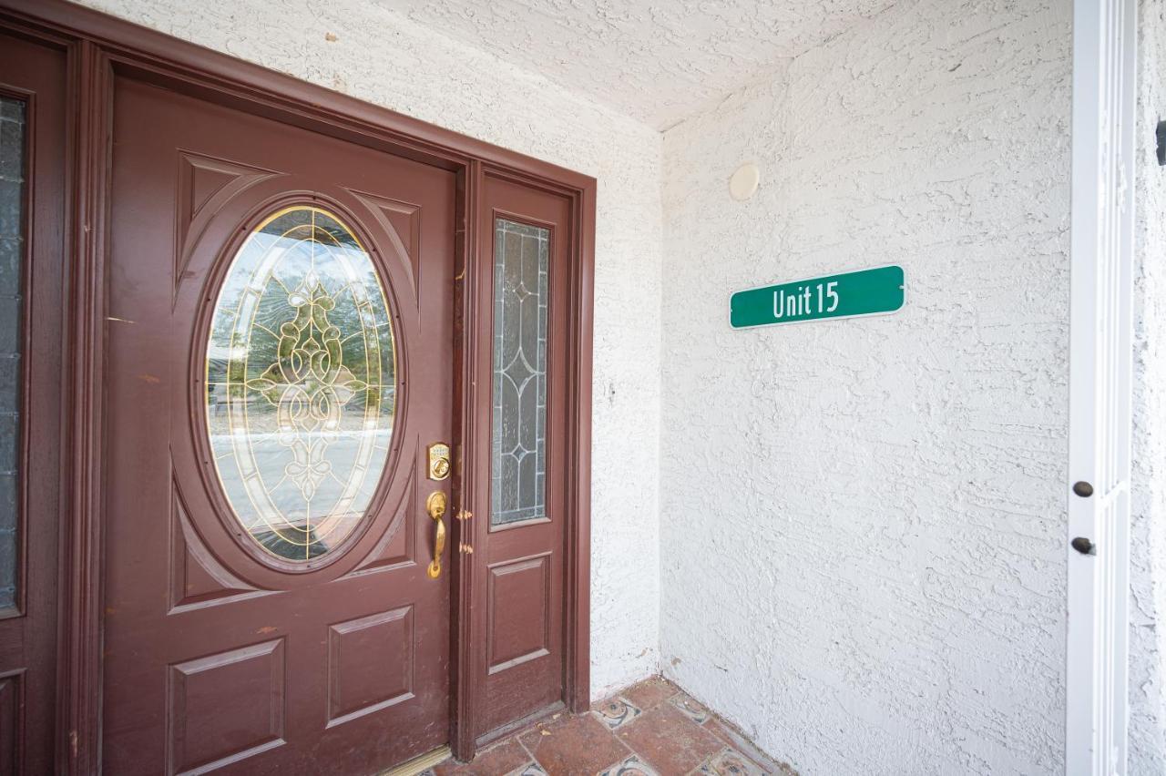 #15 Whole House 4 Bed 2 Bath Sleeps 14 *