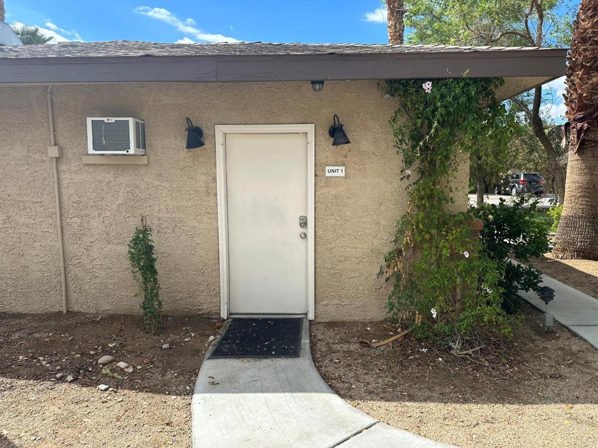 1 Small Secure Studio Apartment *