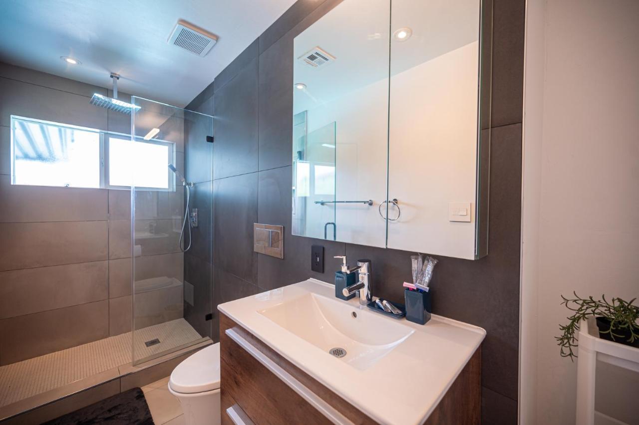 Brand New Home- Center Location Las Vegas