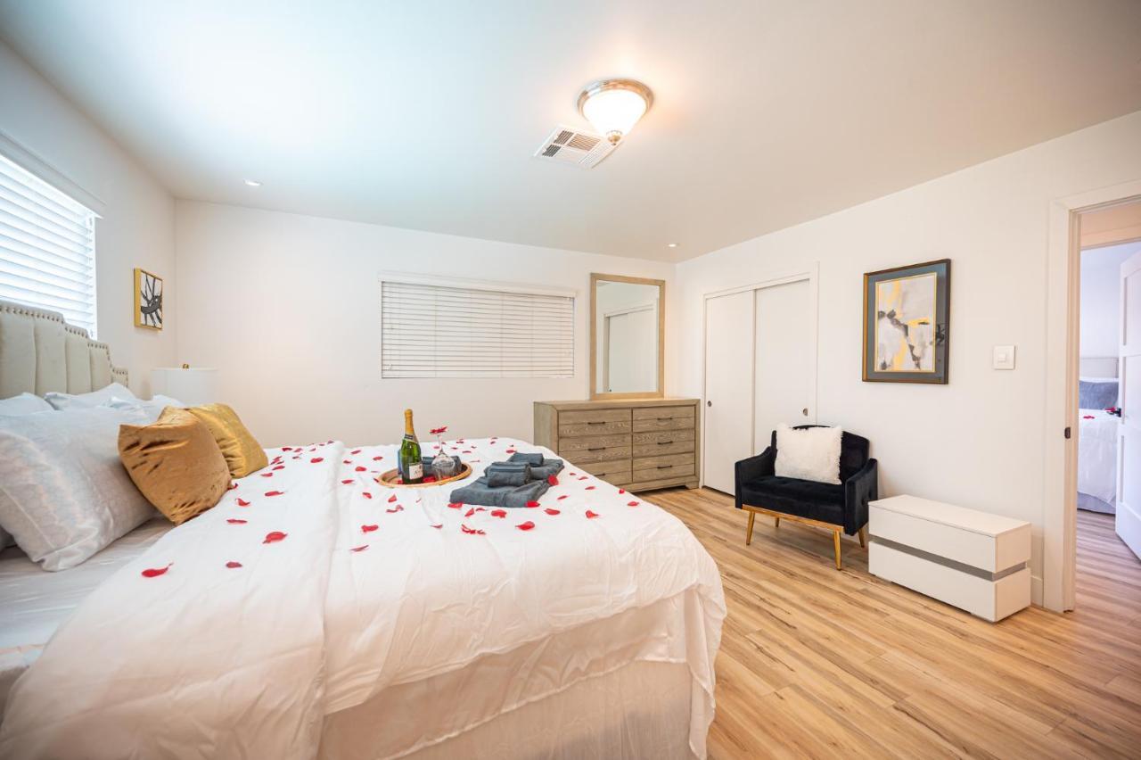 Brand New Home- Center Location Las Vegas