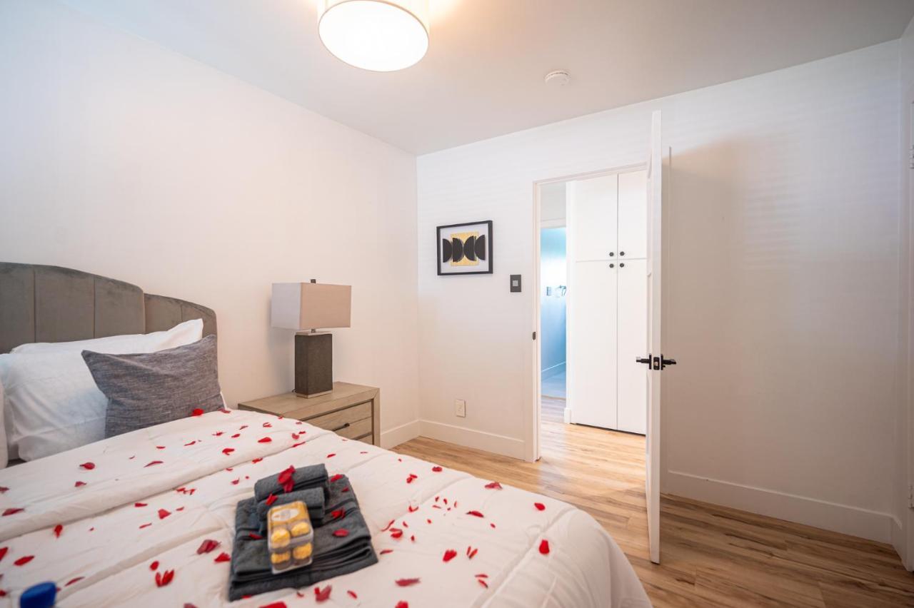 Brand New Home- Center Location * Las Vegas